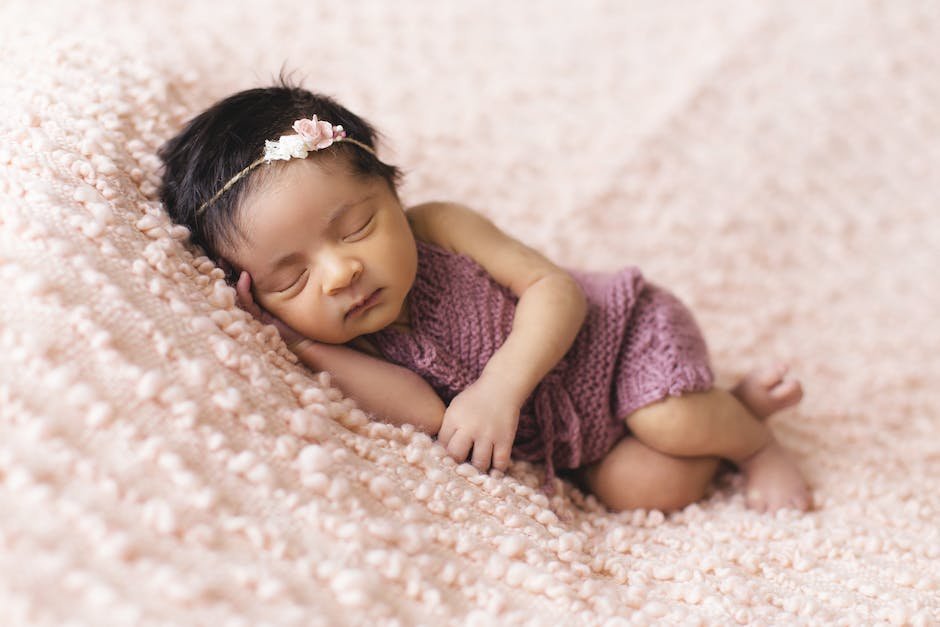 Image depicting a child trying to sleep but being disturbed by various factors such as noisy heater, itchy pajamas, and racing thoughts.