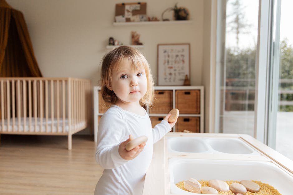 Image of various sensory toys for a child with dashes instead of spaces